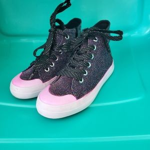 Joe boxer girls sparkle high tops.